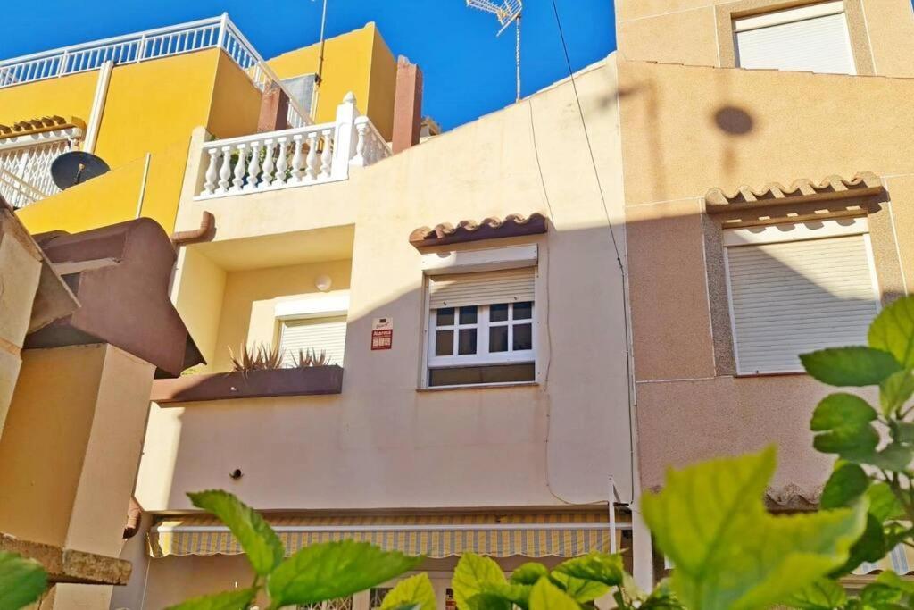 Mar Azul Adosado, Patio Y Solarium Lägenhet Torrevieja Exteriör bild